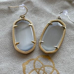 ❌SOLD❌ Kendra Scott Elle Slate Gray/Gold